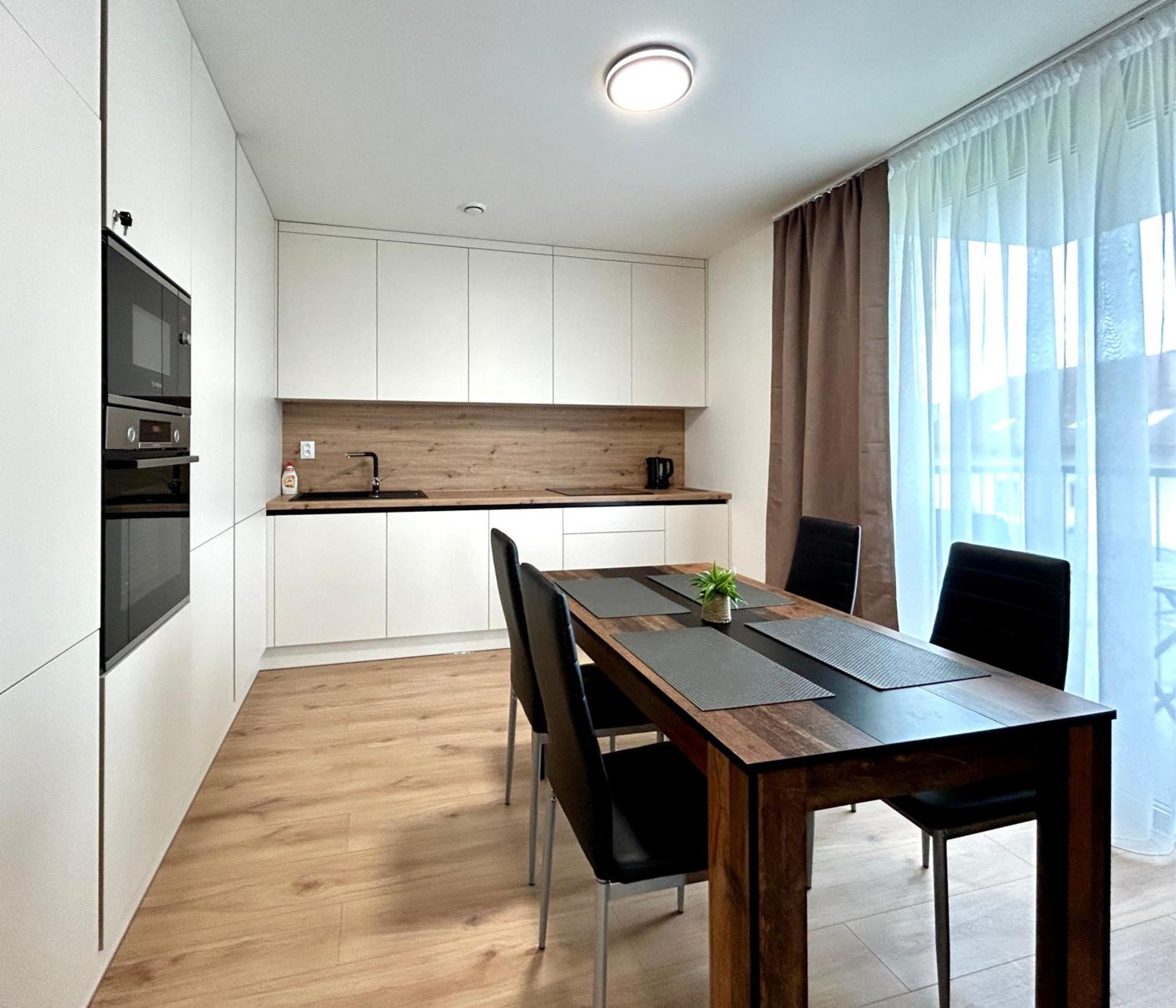 Urso Apartment Liptovský Mikuláš エクステリア 写真